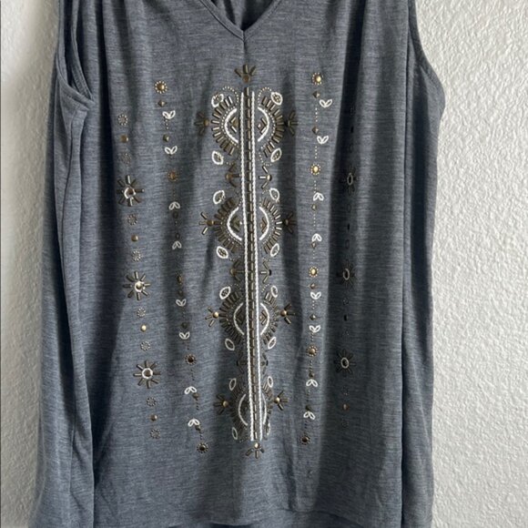 Gray Embellished Tank Top Lg - Picture 2 of 5
